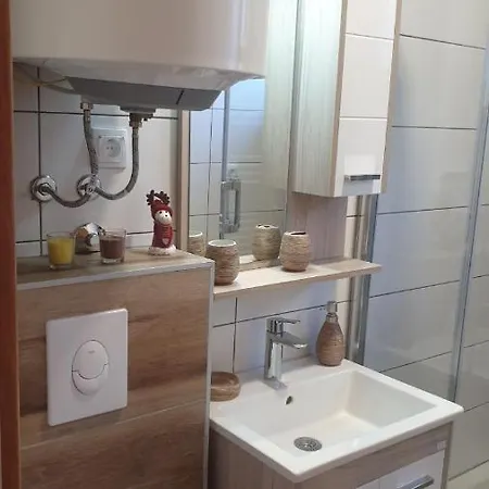 Apartment Nela 2 *